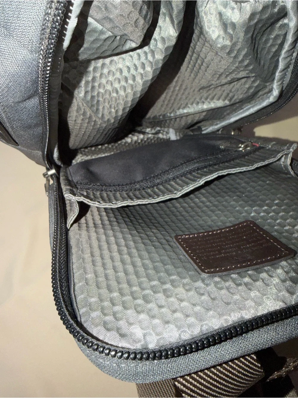 NWT  TUMI Alpha Bravo Monterey Sling Bag Heavy Duty Adjustable 22318ATH2.